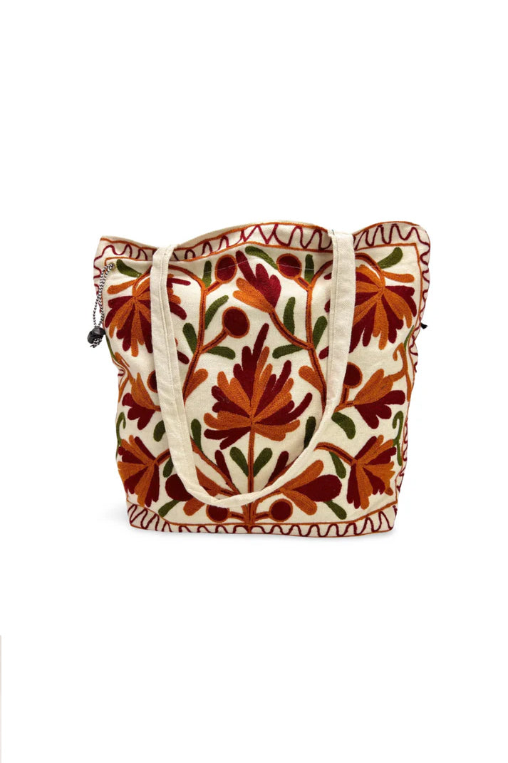 Trends Tote Bag: Handcrafted Embroidery