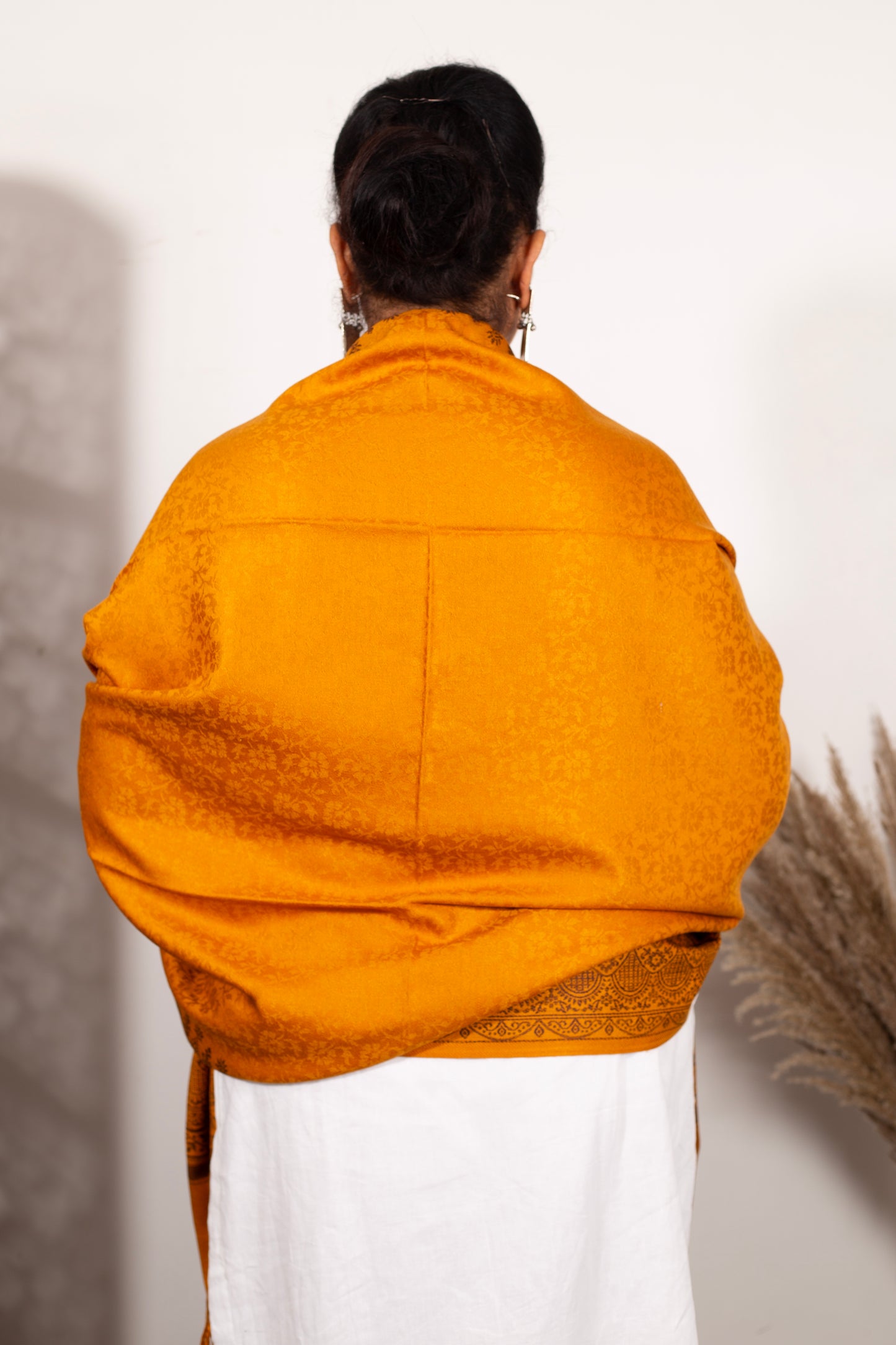 Elegant Self-Design Shawl Mustard Black – Timeless Kashmiri Craftsmanship – Weaving Mystery Collection