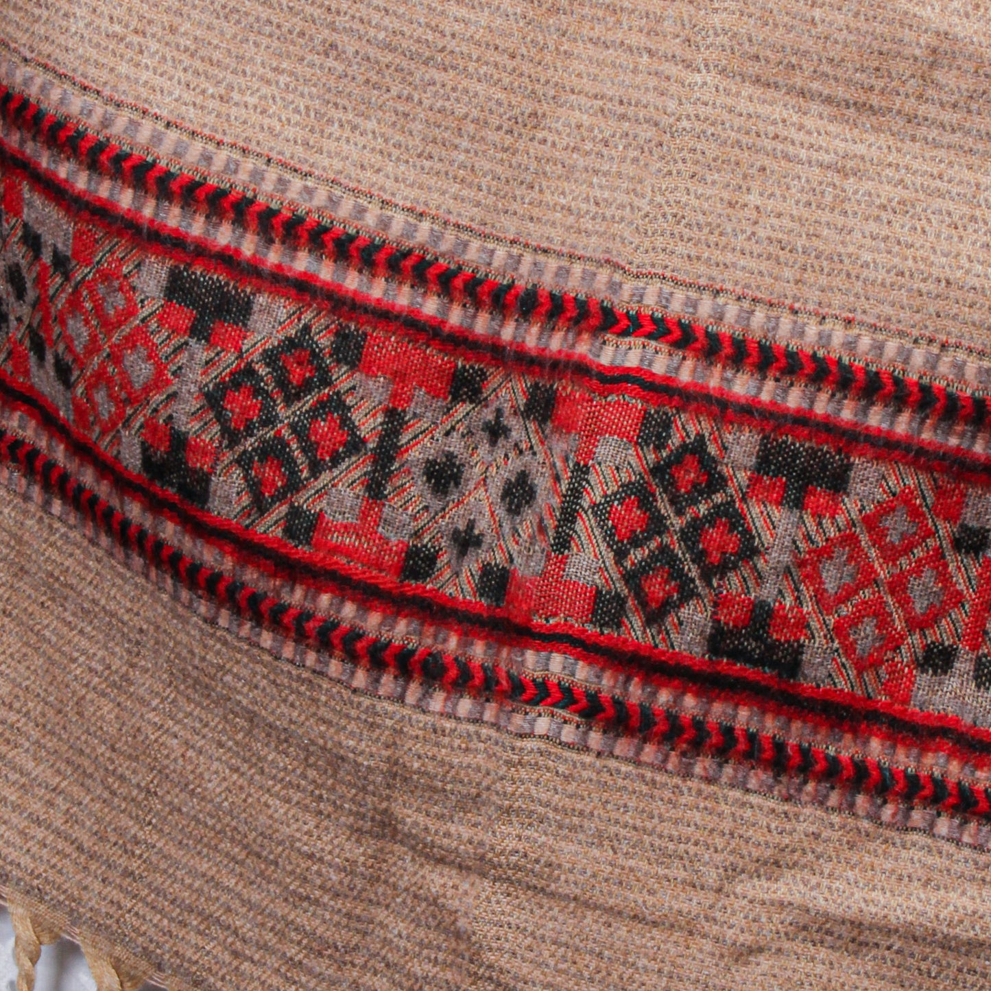 Handwoven Tibetan Shawl from Kashmir – Unique Craftsmanship