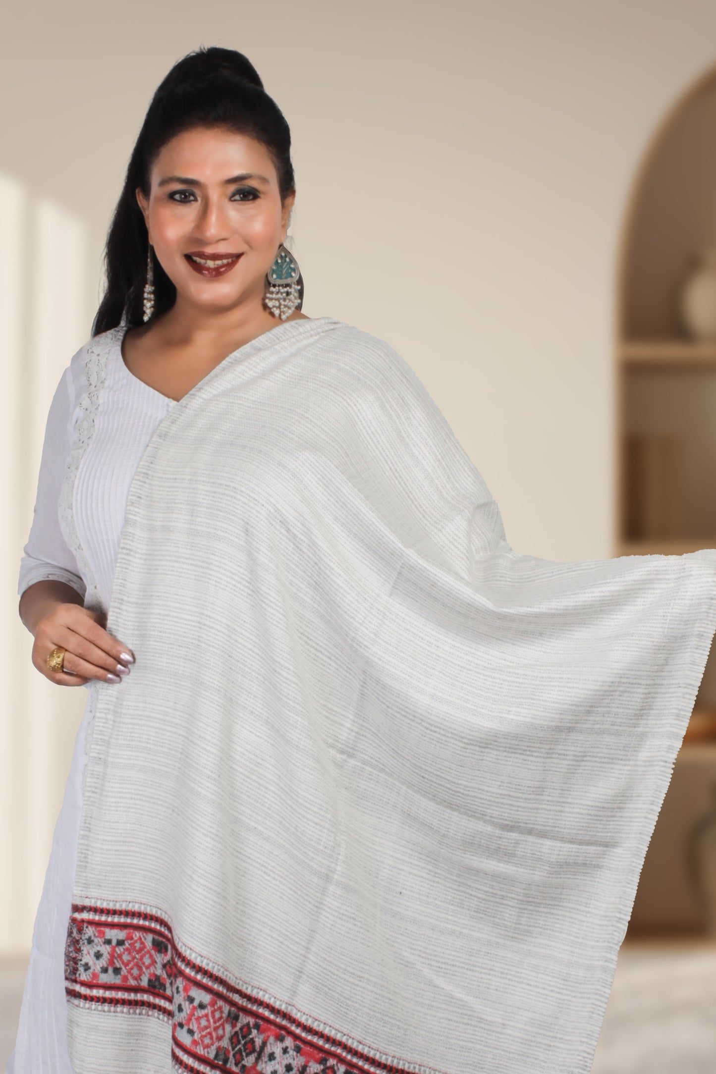 Weaving Mystery Women’s Premium Blended Pashmina Wool Shawl in Grey Colour