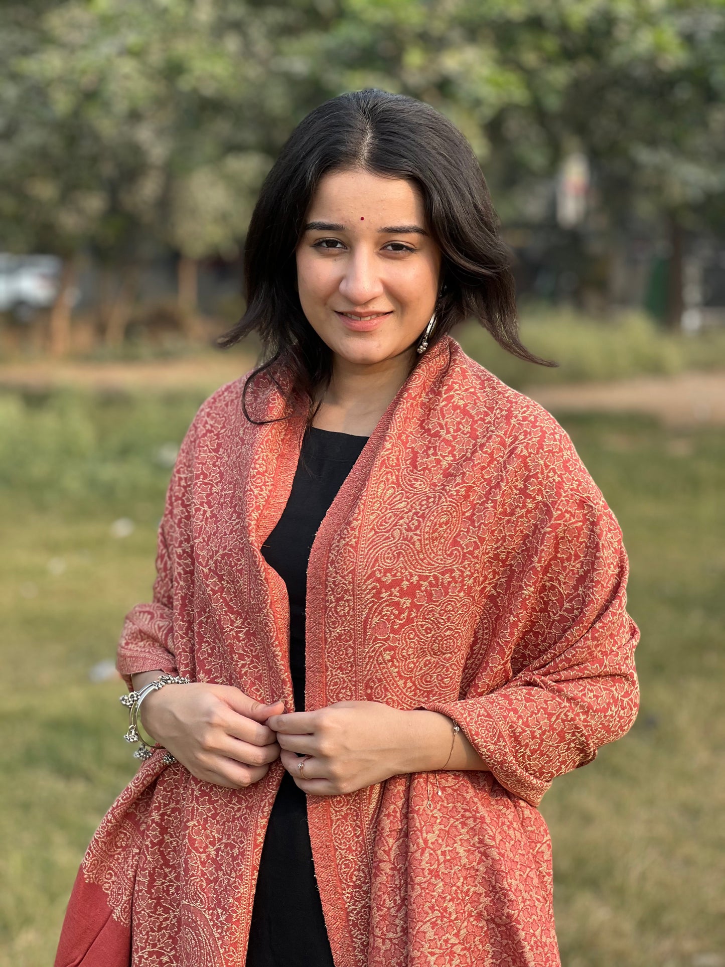 Red Zari Shawl – Timeless Elegance Woven in Gold for women.