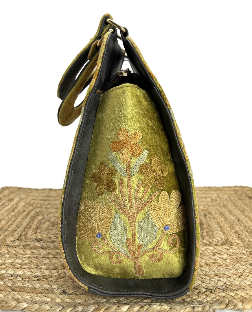 Hand Embroidery Handbag: Bohemian Bliss