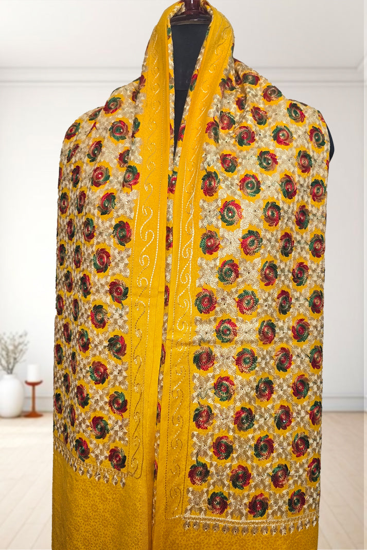 Yellow Phulkari Wedding Shawl – Elegant Hand-Embroidered Bridal Wrap