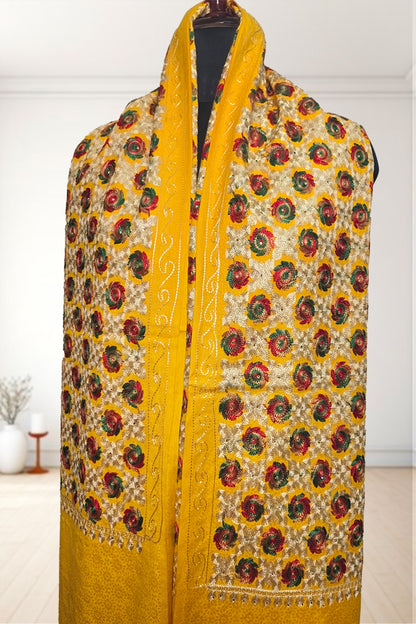 Yellow Phulkari Wedding Shawl – Elegant Hand-Embroidered Bridal Wrap