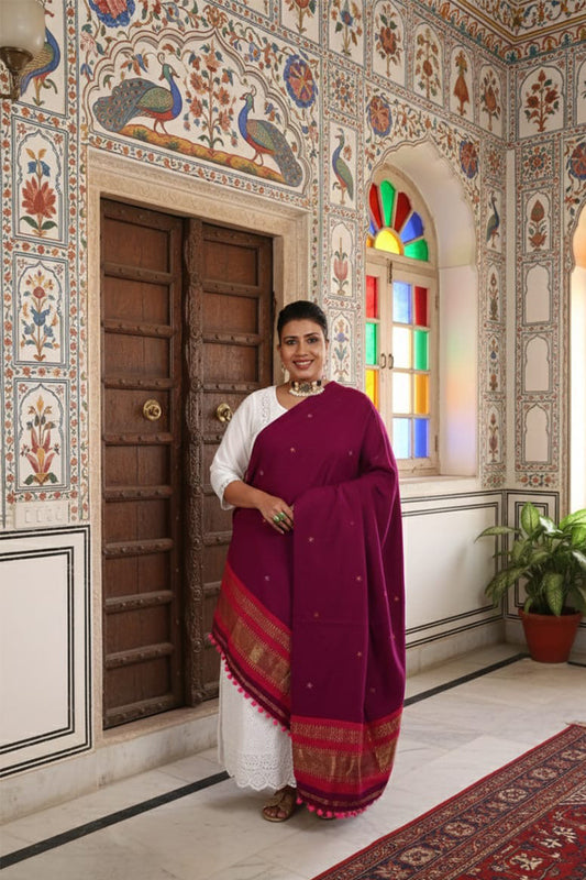 Lagdi Patta Shawl – LuxuriousWrap with Traditional Hand Embroidery and Lagdi Patta Design