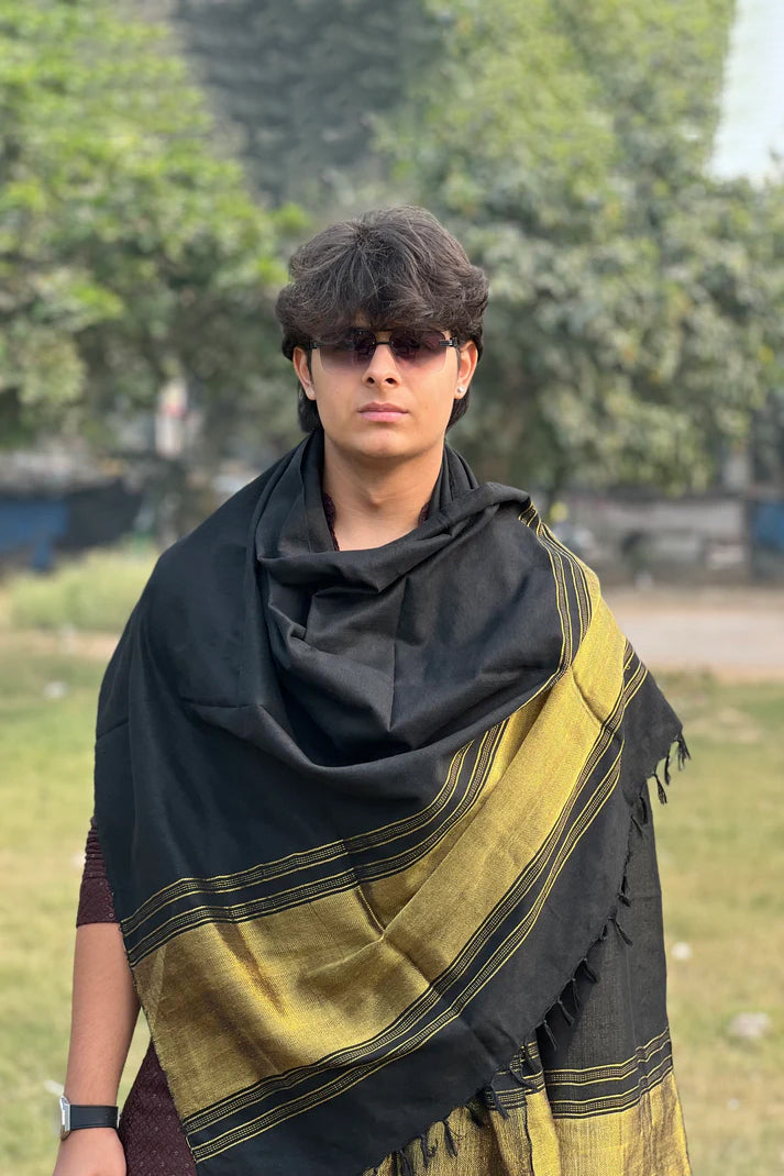 BLACK JAM KHAMBHADIYA Hand Men SHAWL –IN Black with Golden Pattern.