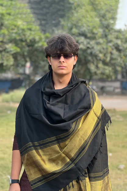 BLACK JAM KHAMBHADIYA Hand Men SHAWL –IN Black with Golden Pattern.