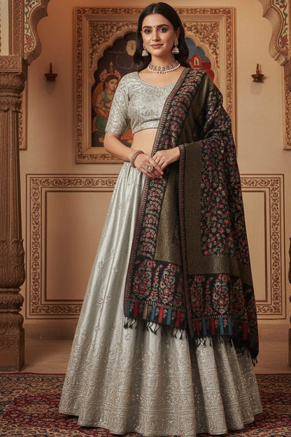 Black Kani Shawl – Luxurious Handwoven Kashmiri Masterpiece