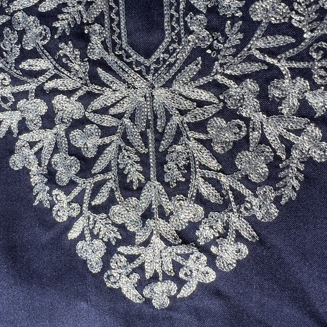 Embroidered Majesty: Kashmiri Tilla Neck Ambiyan