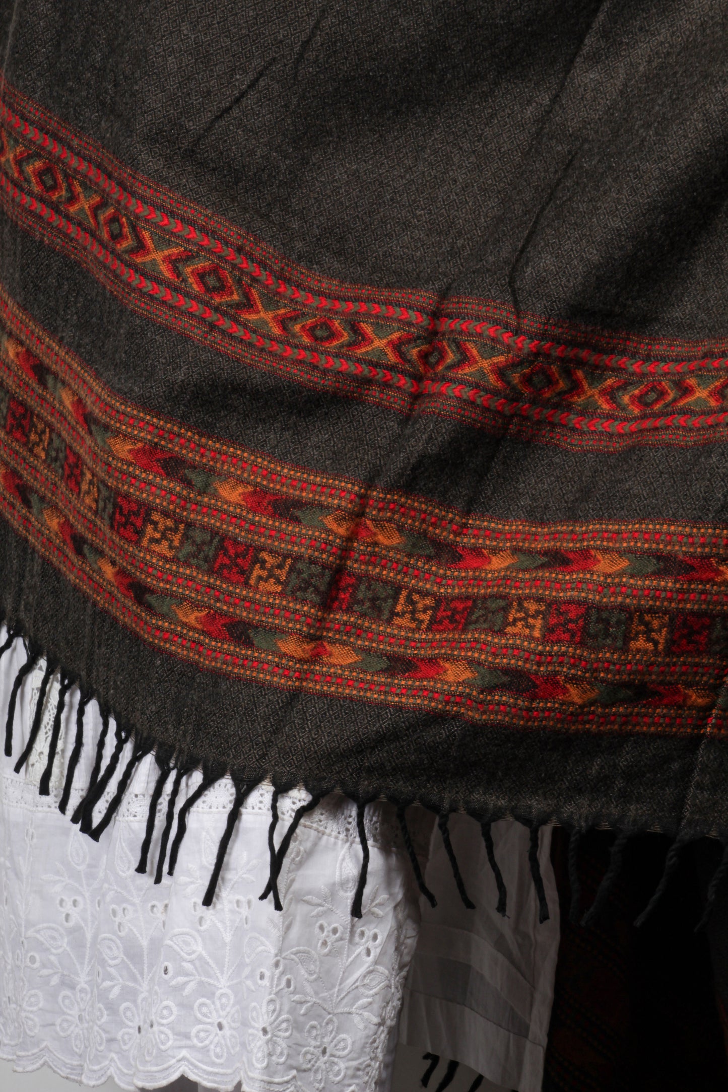 Tibetan Shawl – Beautiful Kashmiri Floral Hand Embroidery