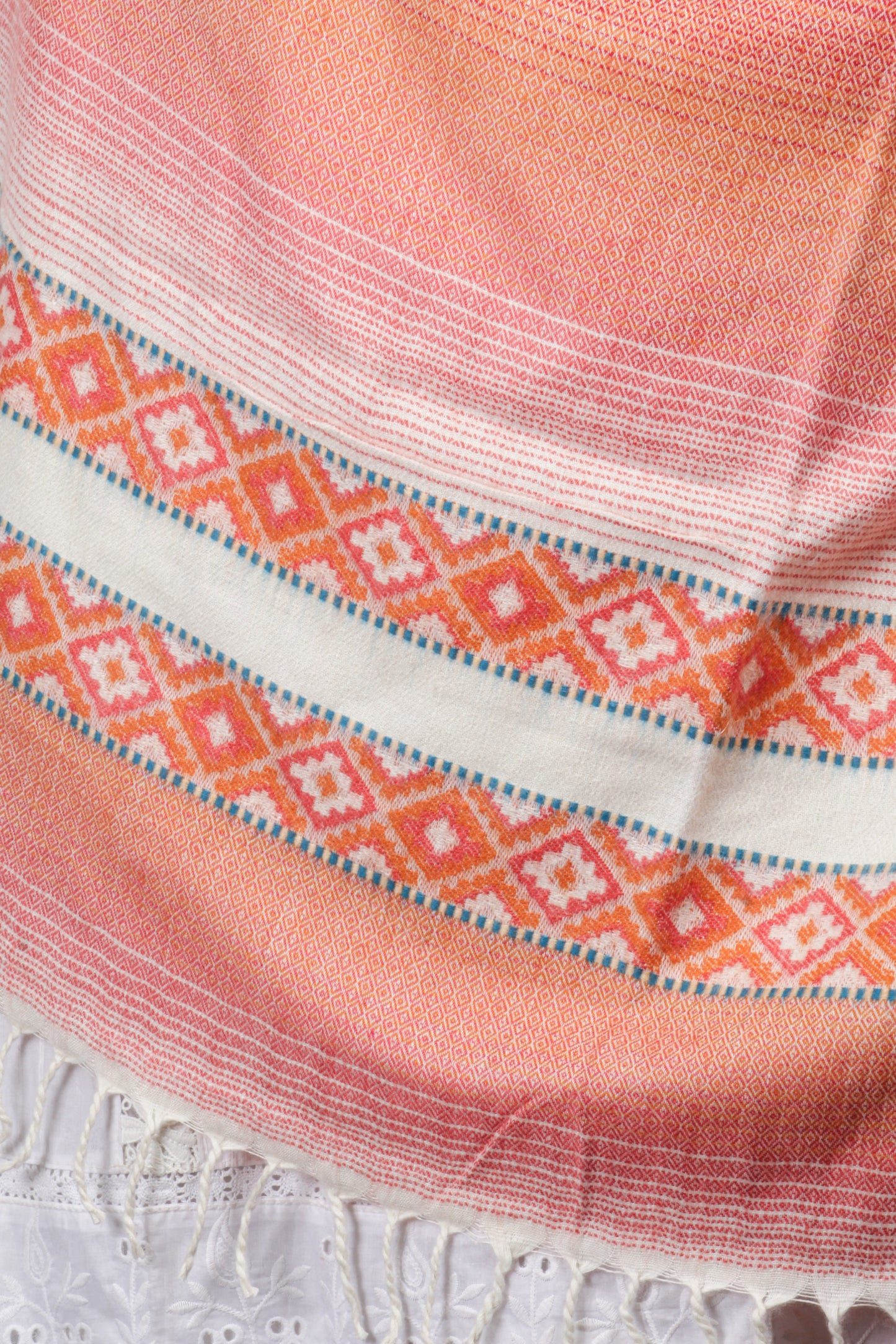 Tibetan Shawl: Handwoven Kashmiri Artistry with Fine Embroidery