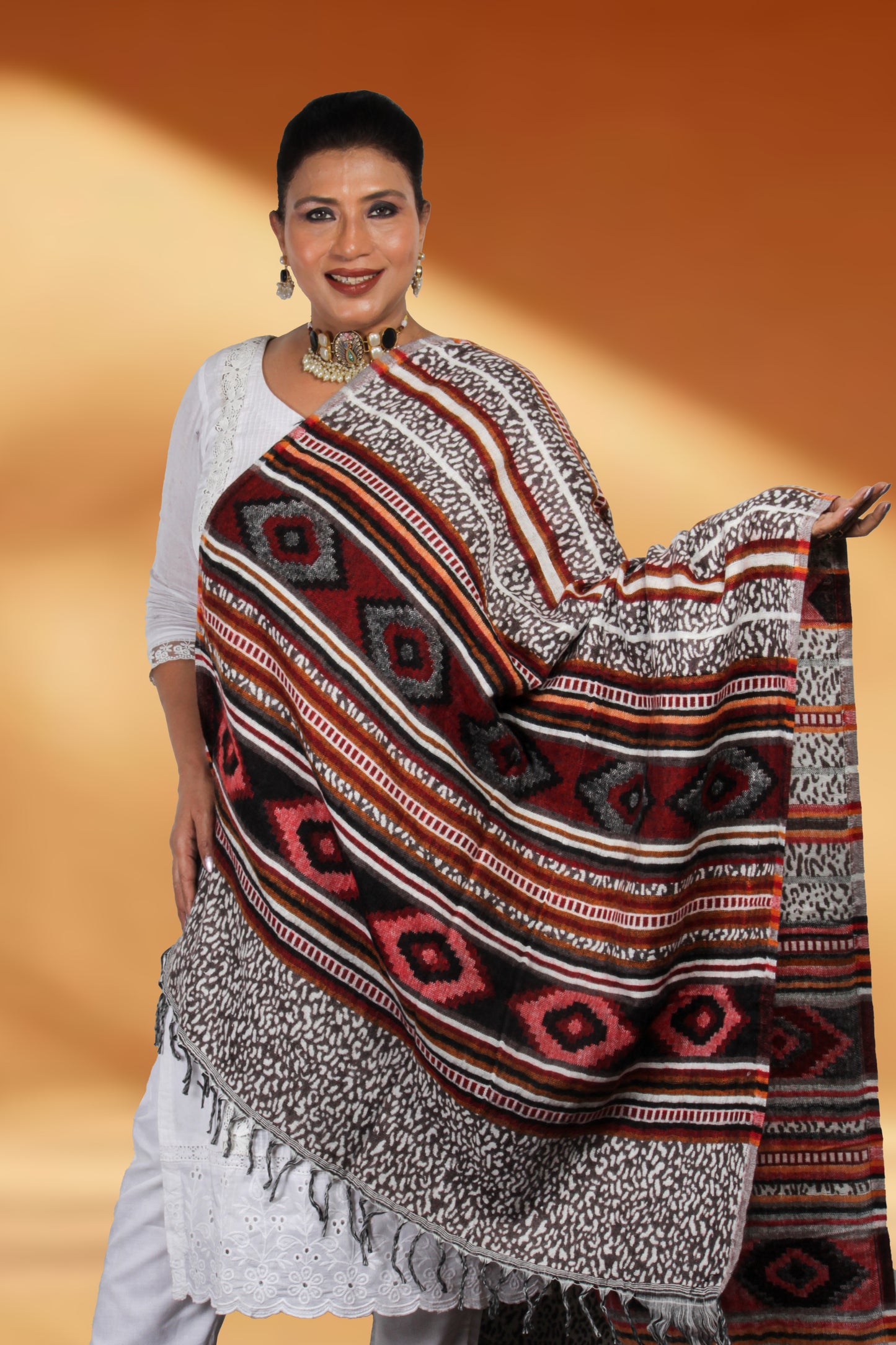 Tibetan Shawl: Kashmir’s Finest Hand-Embroidered Silk Shawl