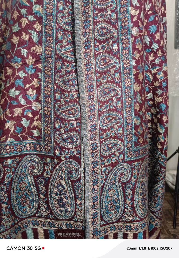 Handwoven Sky Maroon Kani Shawl – Premium Kashmiri Wool Wrap