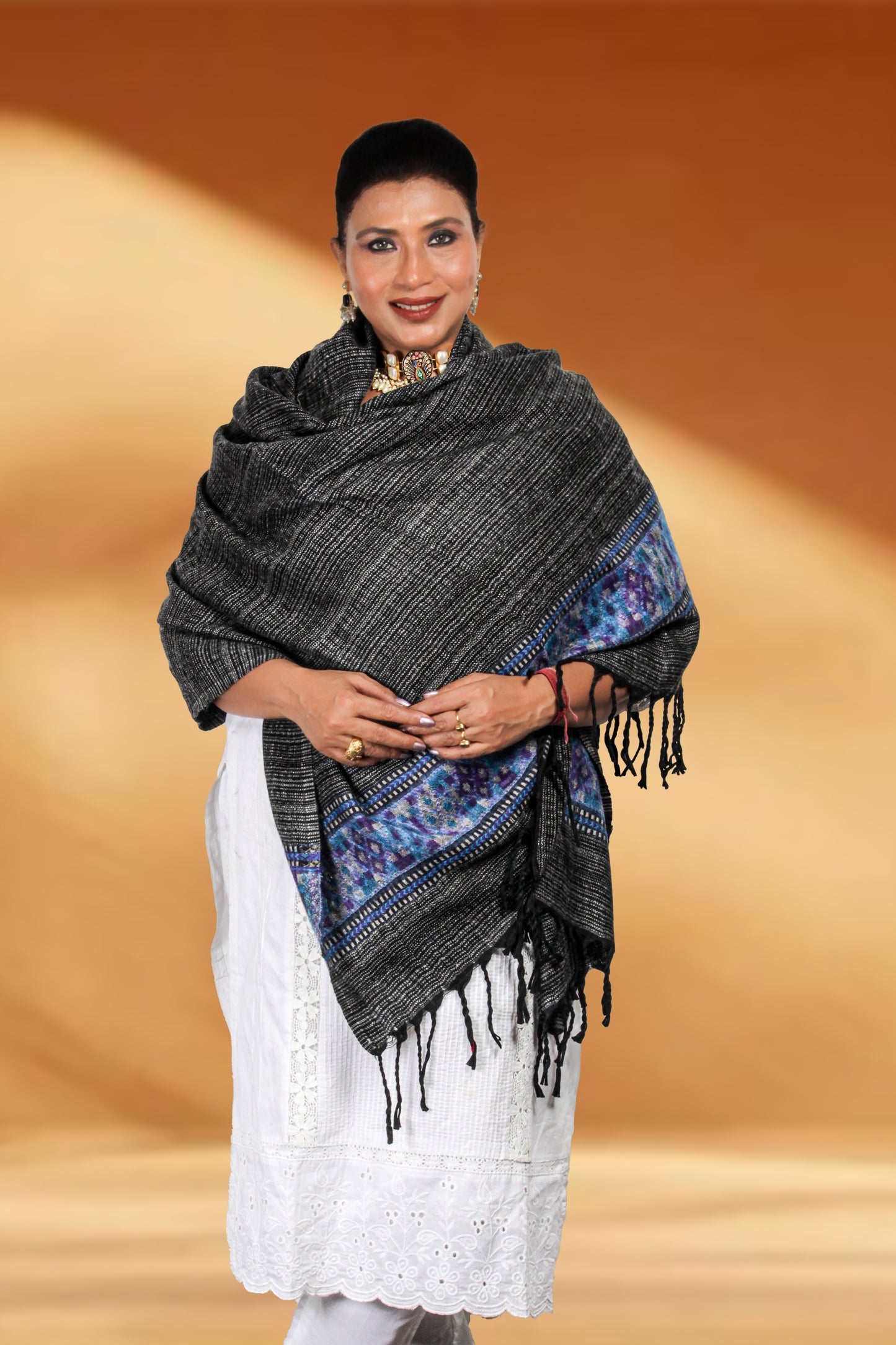 Tibetan Shawl – Beautifully Hand-Embroidered with Unique Tibetan Patterns, Ideal for Special Occasions