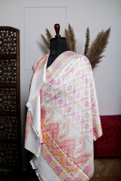 Elegant Eska Stole – Handcrafted Silk Shawl with Exquisite Gold Zari Detailing
