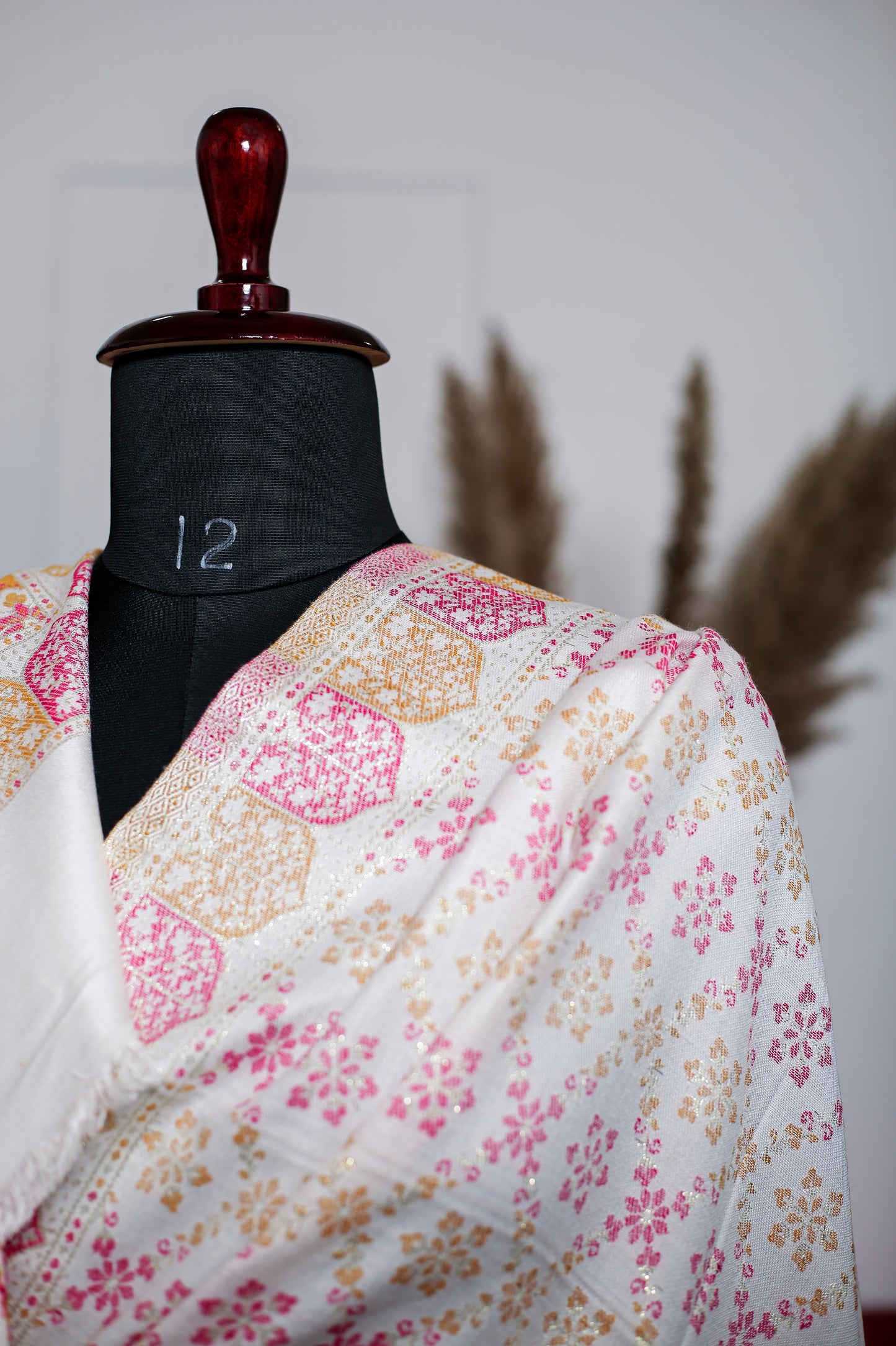 Elegant Eska Stole – Handcrafted Silk Shawl with Exquisite Gold Zari Detailing