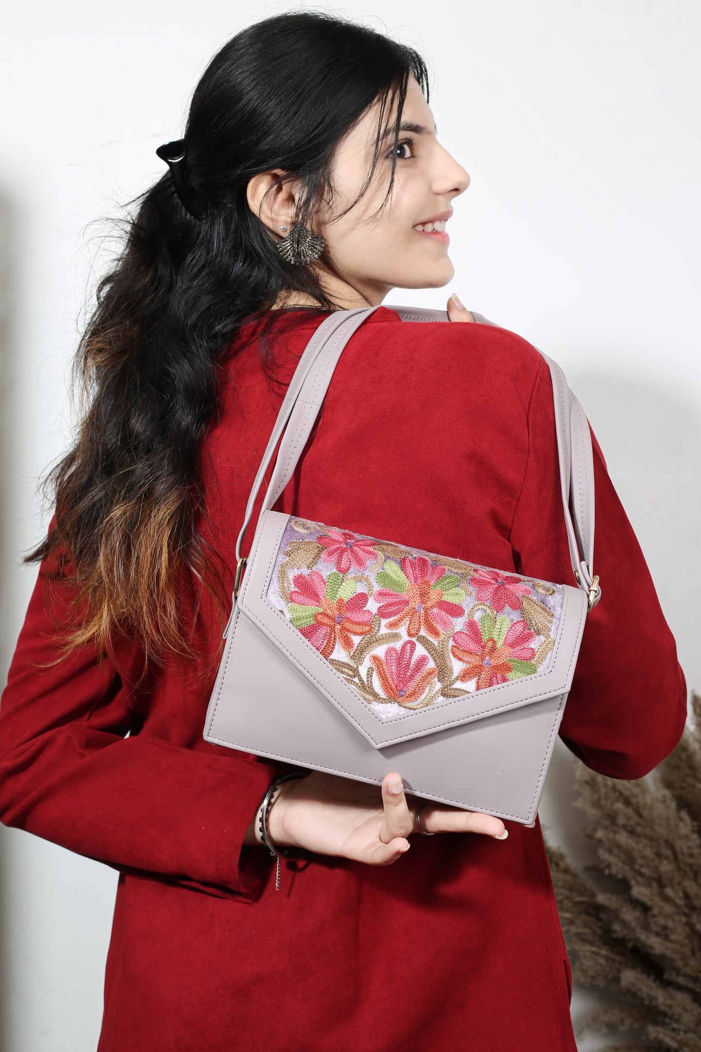 Weaving Mystery: Premium Hand-Embroidered Handbag for women`s  – Timeless Elegance Redefined