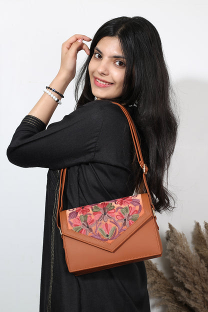 Kashmir’s Artisan Sling Bag – Handcrafted Luxury