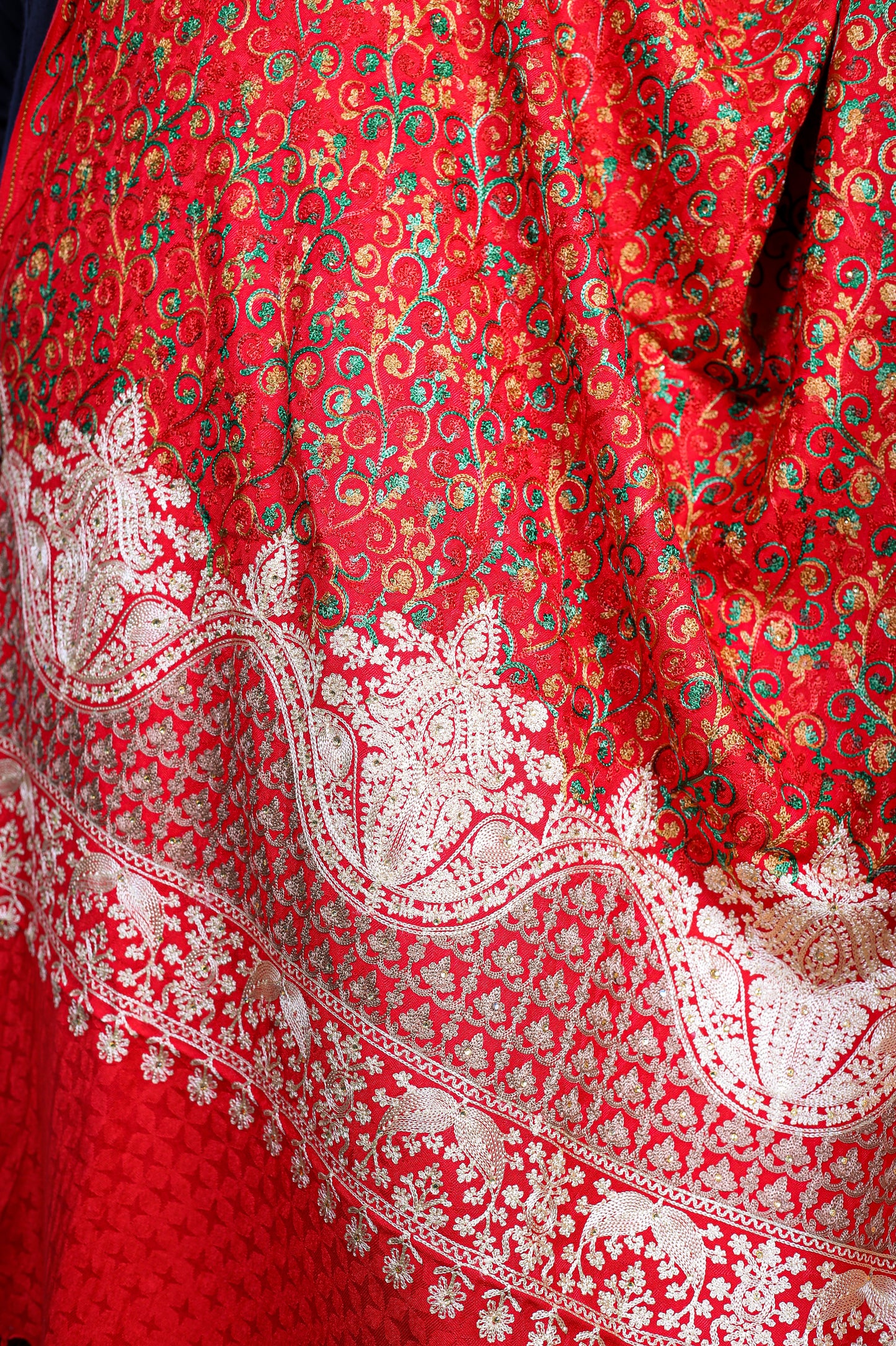 Wedding Shawl – Timeless Kashmiri Shawl with Elegant Hand Embroidery