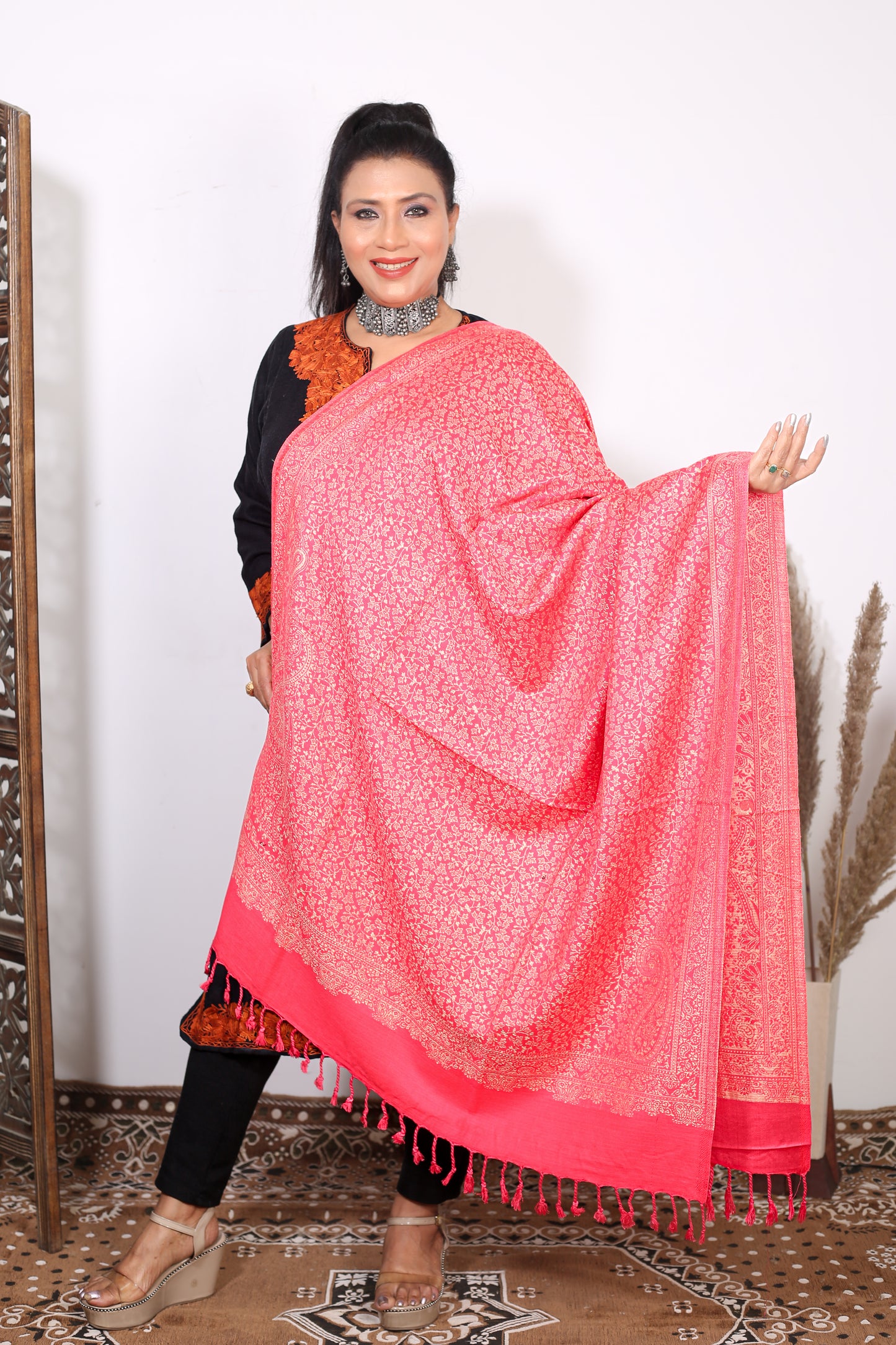 Self Zari Shawl – Premium Kashmiri Pashmina with Intricate Self Zari & Hand Embroidery