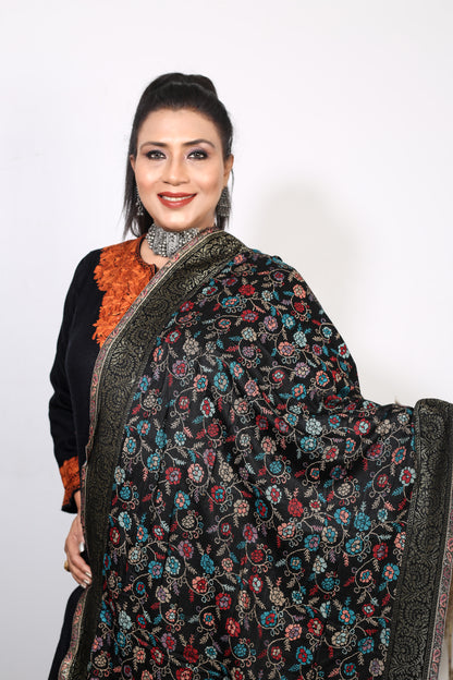 Elegant Handwoven Kashmiri Kaani Zari Stole with Intricate Embroidery – Weaving Mystery Collection