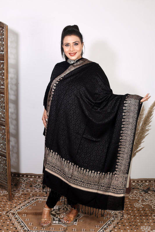 Elegant Self-Design Kaani Shawl – Timeless Kashmiri Craftsmanship – Weaving Mystery Collection