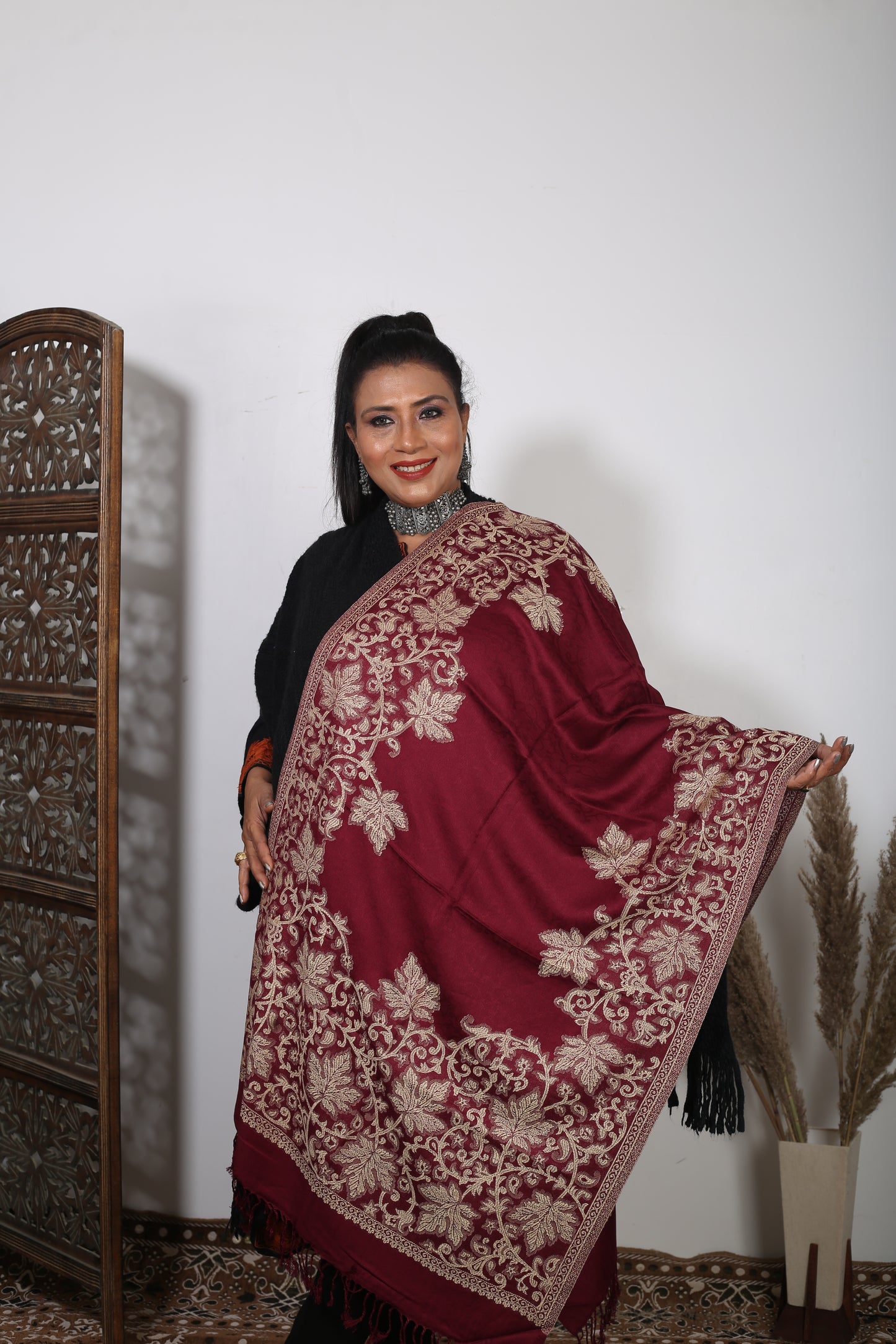Elegant Maroon Eska Stole – Handcrafted Silk Shawl with Fine Zari Thread Work