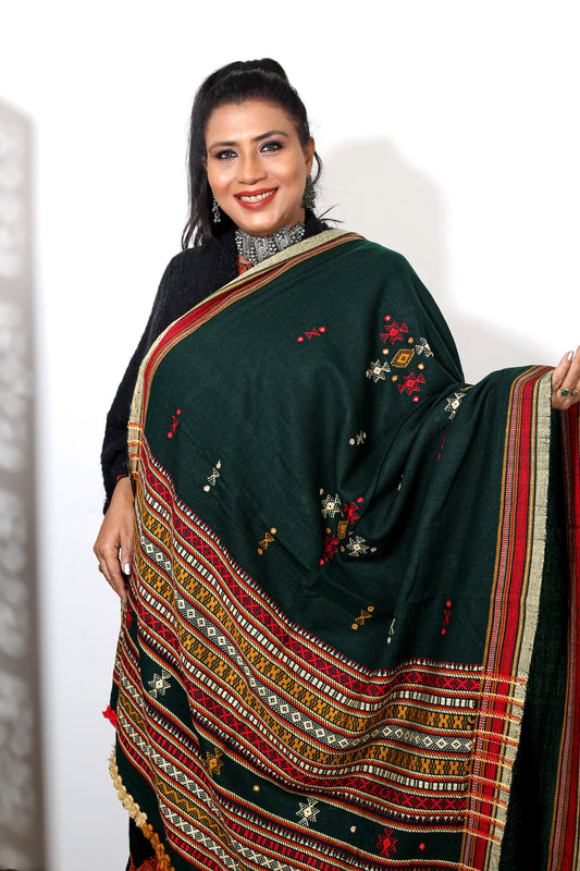 A Touch of Tradition: Kutch Woolen Shawl