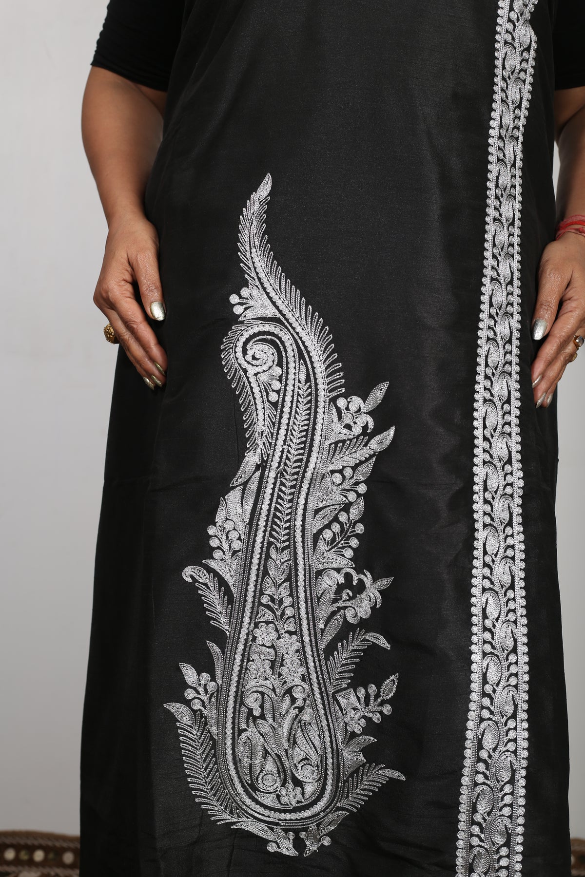 Women's Unstitched Winter Woollen Pashmina Suit Material in black .