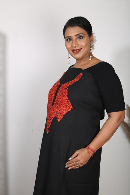 Women's Unstitched Winter Woollen Pashmina Suit Material in black .