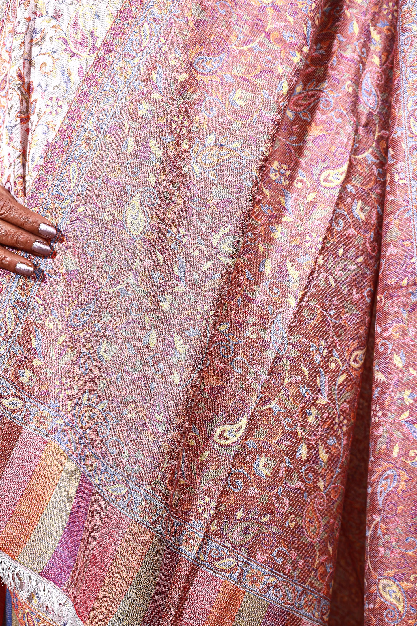 Kani Shawl: Handcrafted Wool Shawl with Rich, Intricate Kani Embroidery for Timeless Elegance