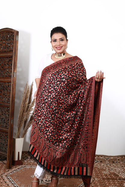 Traditional Kashmiri Kani Shawl – Handwoven Wool Wrap – Timeless Ethnic Scarf – Soft, Warm & Elegant – Ideal for Special Occasions & Gifting