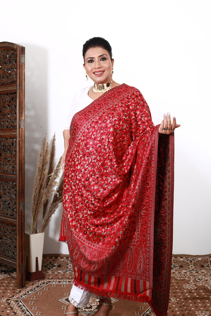 Handmade Red Kashmiri Chinar Shawl – Exquisite Wool Wrap with Traditional Artistry – Soft, Warm & Stylish – Heritage Fashion & Perfect Gift for Women