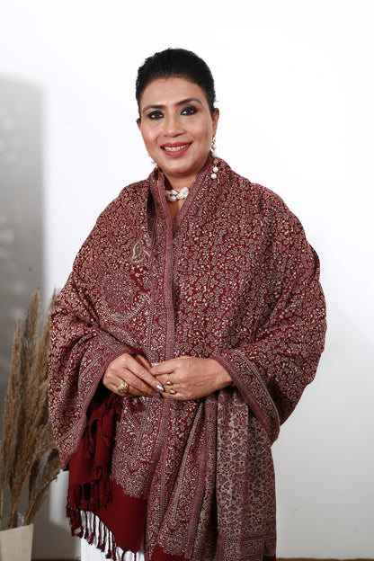 Self Zari Shawl – Exquisite Kashmiri Pashmina with Self Zari & Handcrafted Detailing