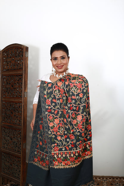 Authentic Kashmiri Gray Aari Embroidered Shawl – Handwoven Wool Wrap – Soft, Warm & Lightweight – Timeless Ethnic Scarf for Women