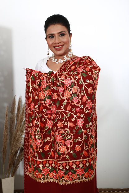 Handmade Aari Embroidery Shawl – Premium Kashmiri Wool Wrap – Soft, Warm & Luxurious – Intricate Floral Art – Timeless Ethnic Elegance