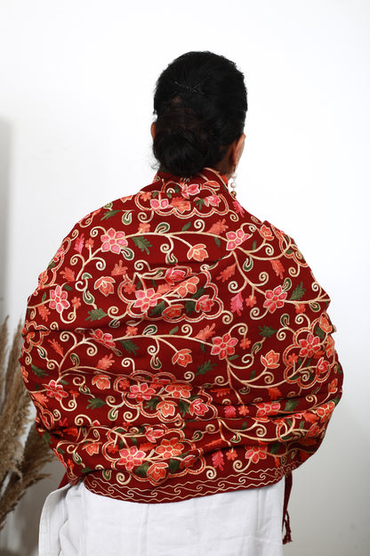 Handmade Aari Embroidery Shawl – Premium Kashmiri Wool Wrap – Soft, Warm & Luxurious – Intricate Floral Art – Timeless Ethnic Elegance