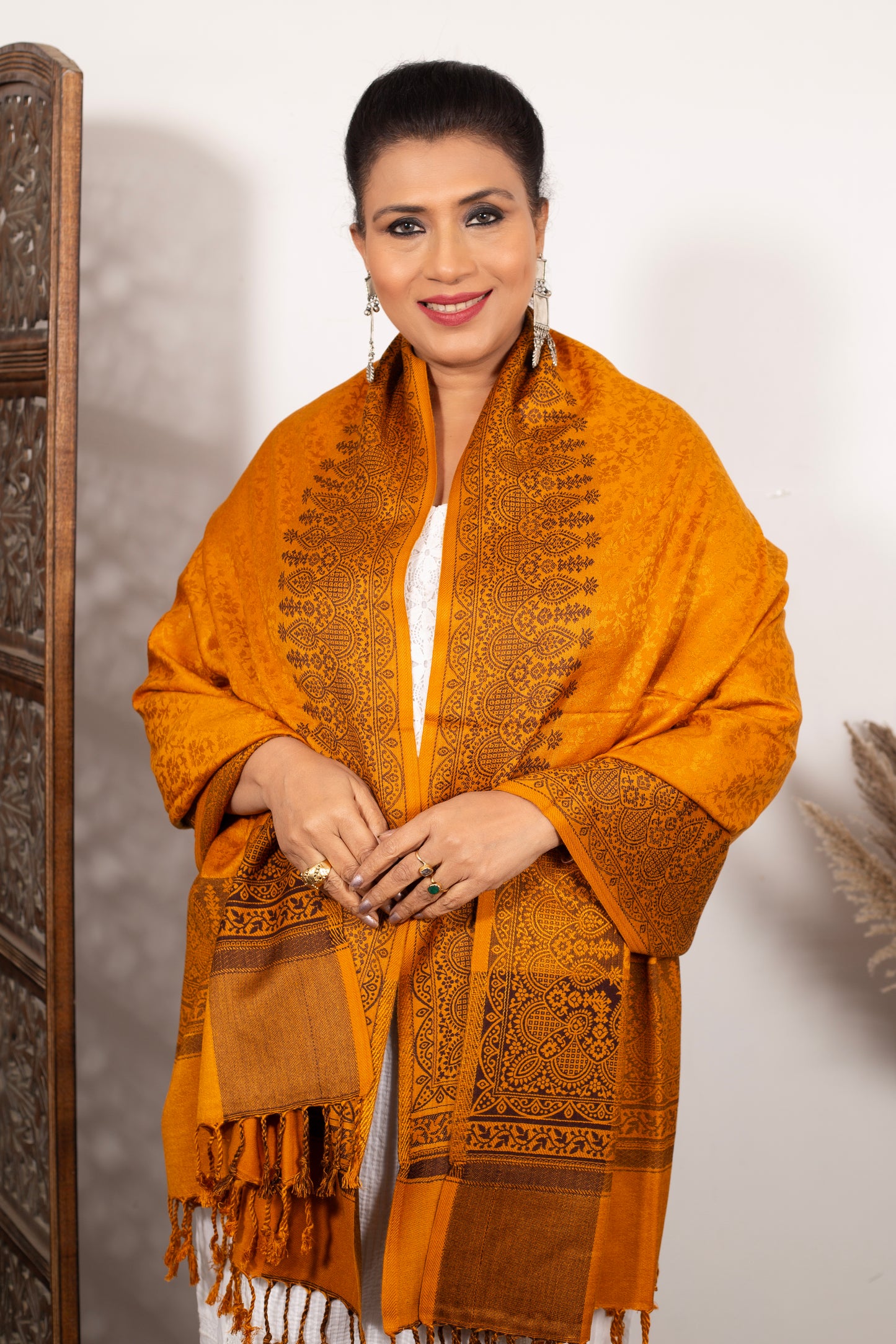 Elegant Self-Design Shawl Mustard Black  – Timeless Kashmiri Craftsmanship – Weaving Mystery Collection