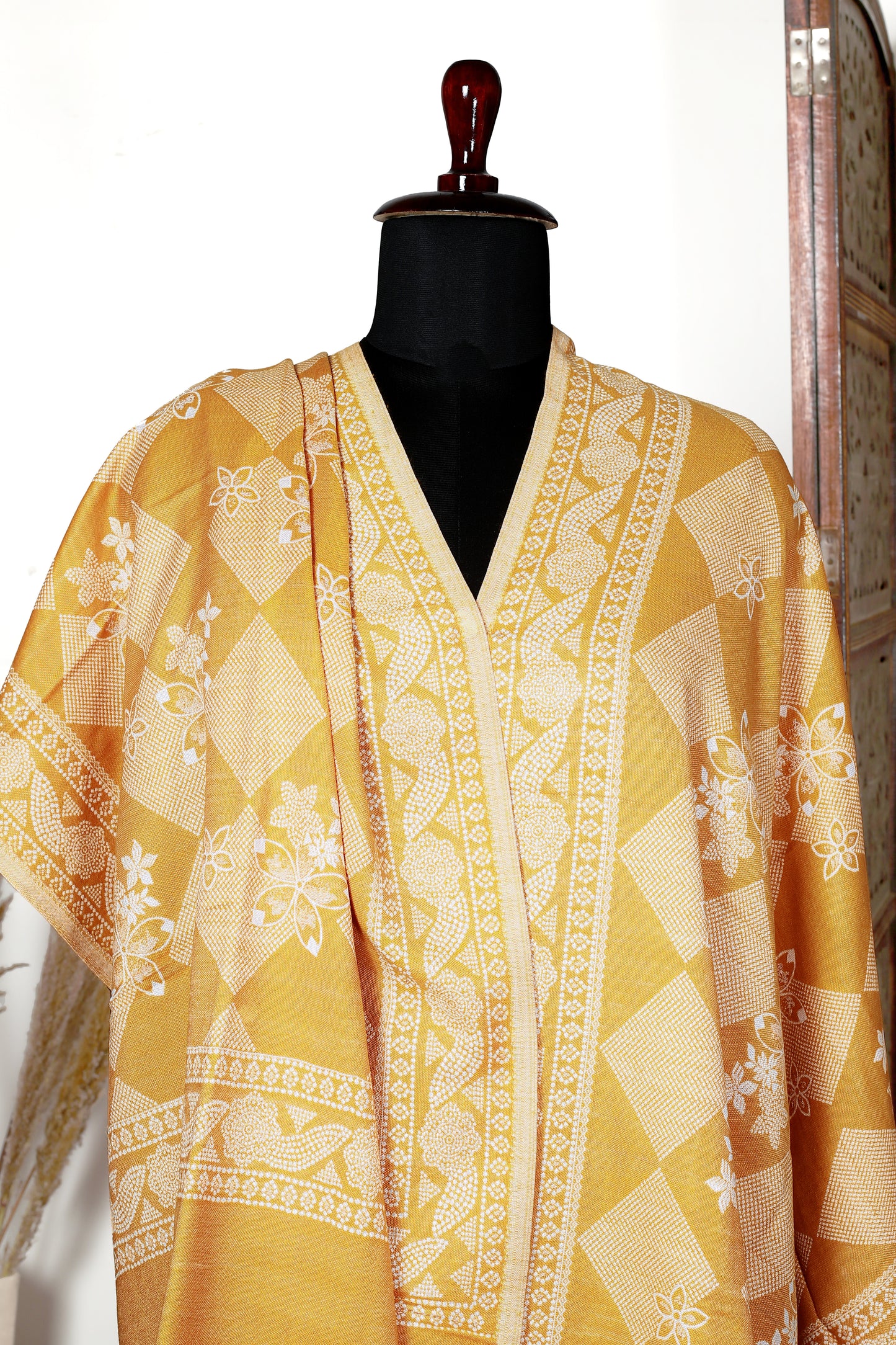 Sunlit Elegance Stole – Yellow Base with Intricate White Threadwork, A Stunning Blend of Sophistication and Craftsmanship, Designed for Women Who Adore Timeless Fashion and Graceful Details