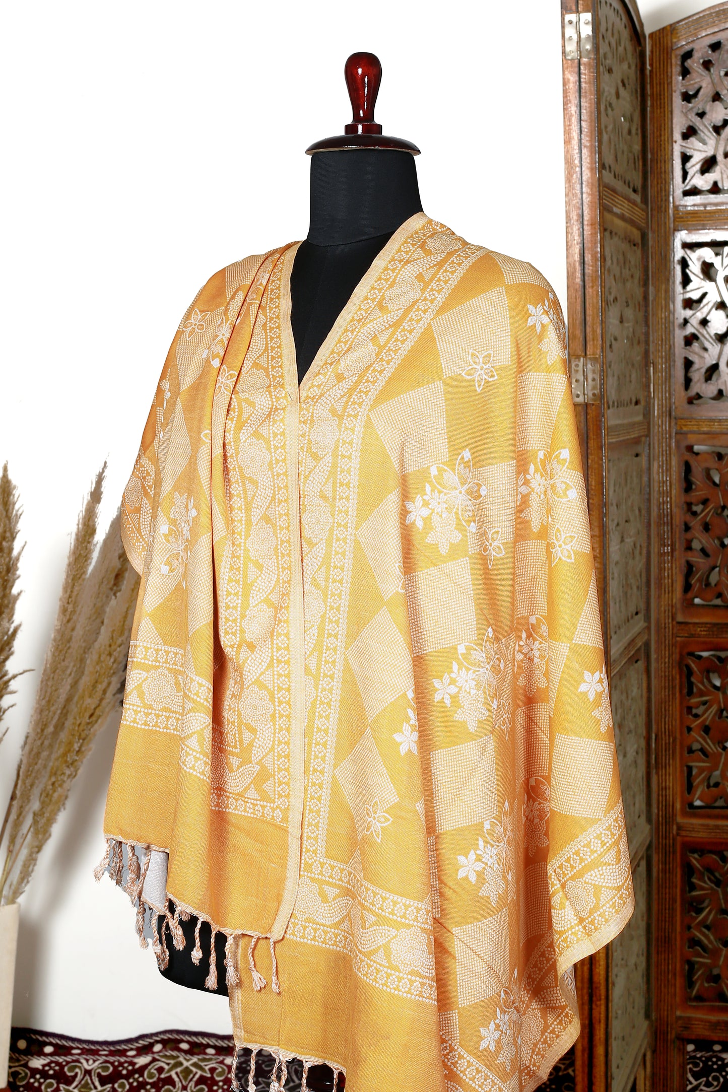 Sunlit Elegance Stole – Yellow Base with Intricate White Threadwork, A Stunning Blend of Sophistication and Craftsmanship, Designed for Women Who Adore Timeless Fashion and Graceful Details