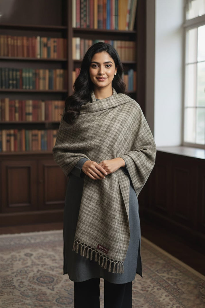 Greyish Men’s Loyi Shawl(2.5mtrs) – Classic Winter Elegance