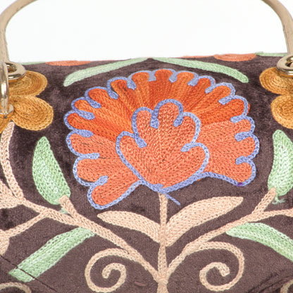 Premium Kashmiri Embroidered Mini Duffle Bag – A Perfect Blend of Tradition and Luxury