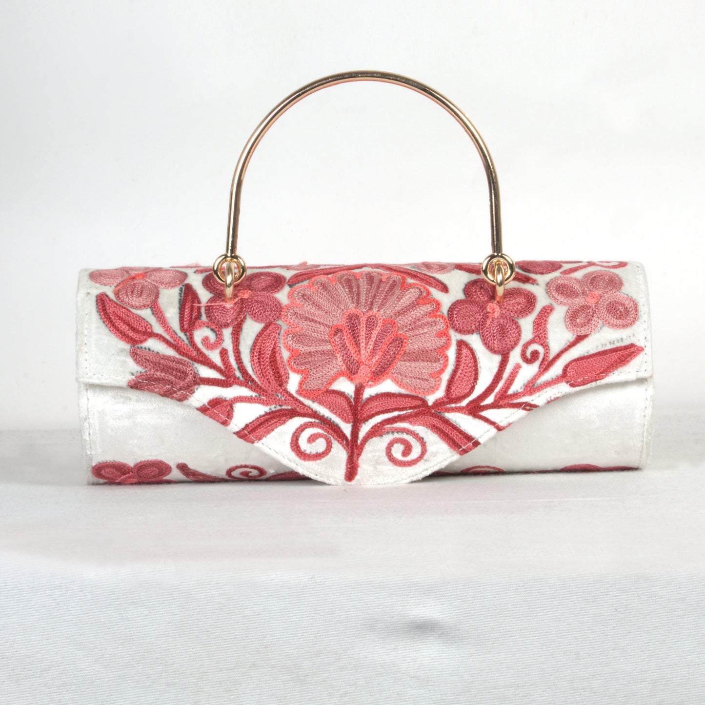 Luxurious Kashmiri Hand-Embroidered Mini Duffle Bag – Perfectly Compact and Stylish