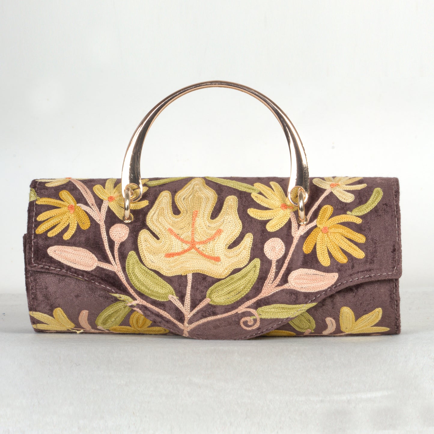 Elegant Hand-Embroidered Kashmiri Mini Duffle Bag – Compact and Sophisticated