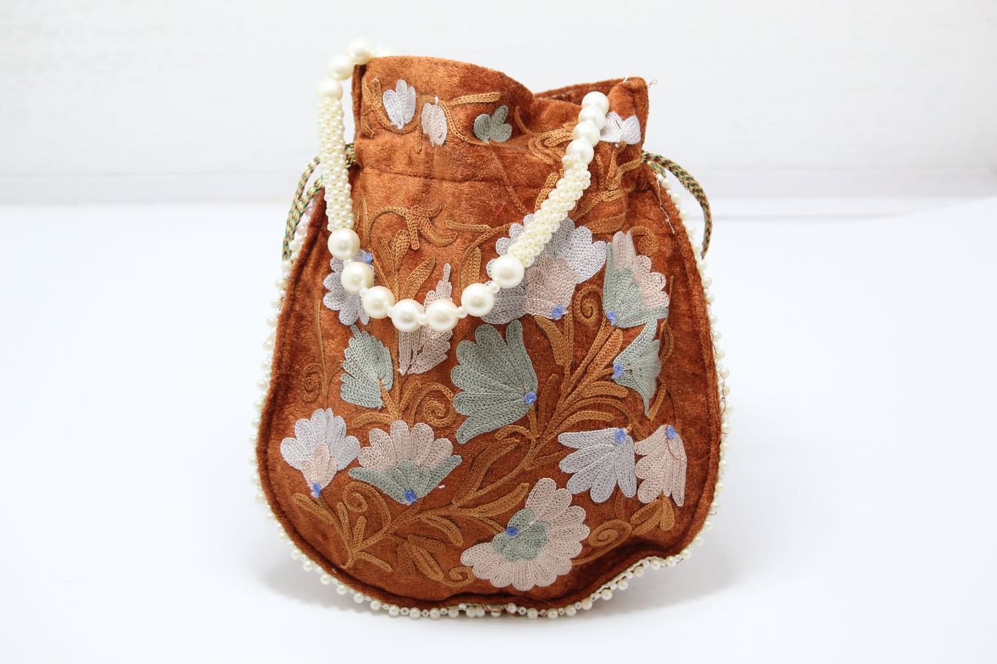 Potli Nest: Handmade Embroidered Potli