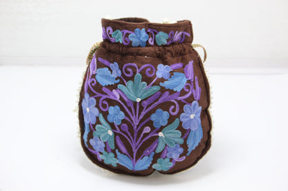 Regal Reverie: Handmade Embroidered Potli