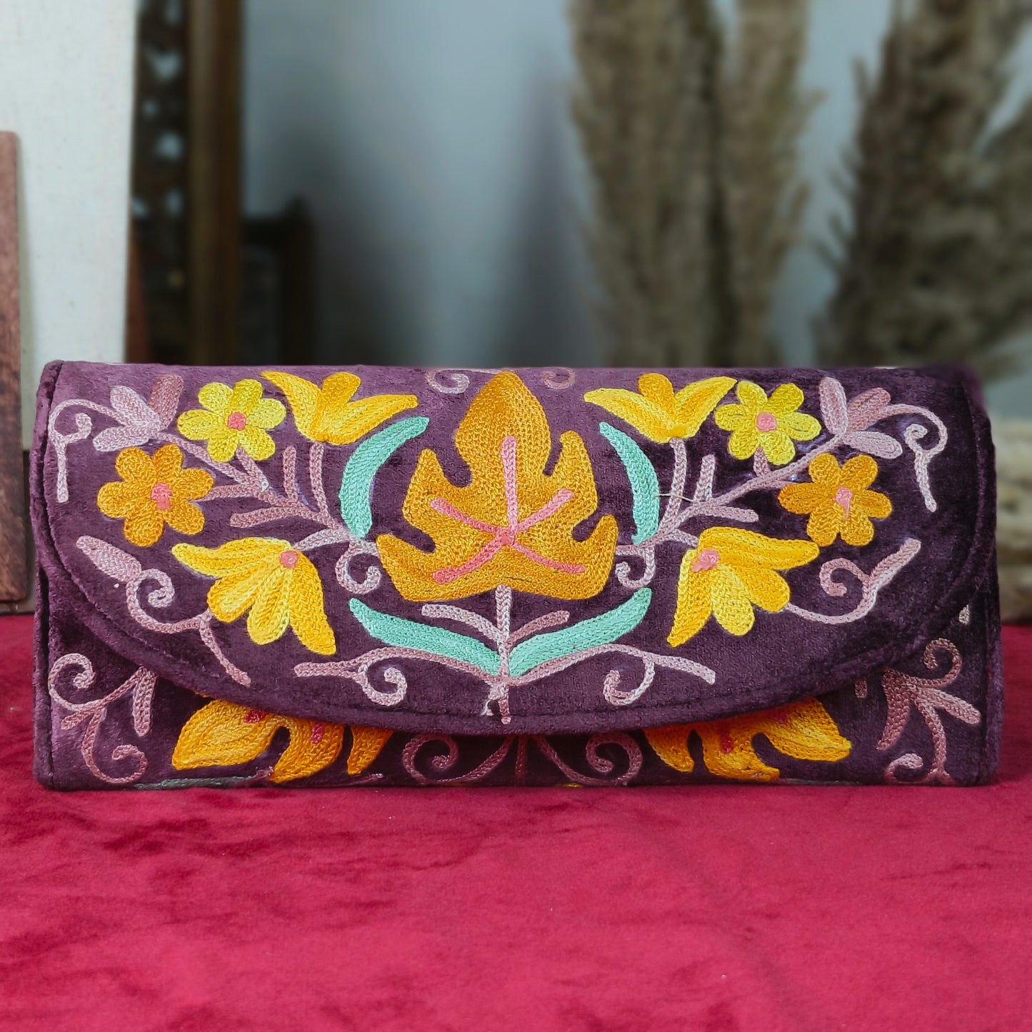 Kashmiri Velvet Hand Pouches: Style Meets Tradition