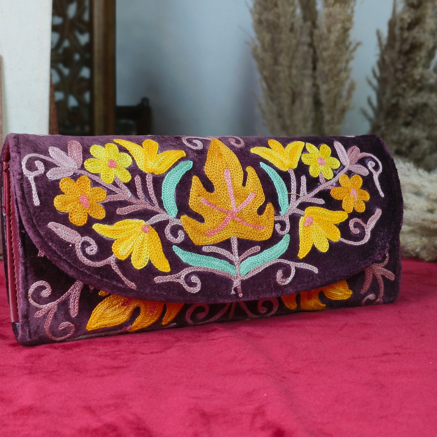 Kashmiri Velvet Hand Pouches: Style Meets Tradition