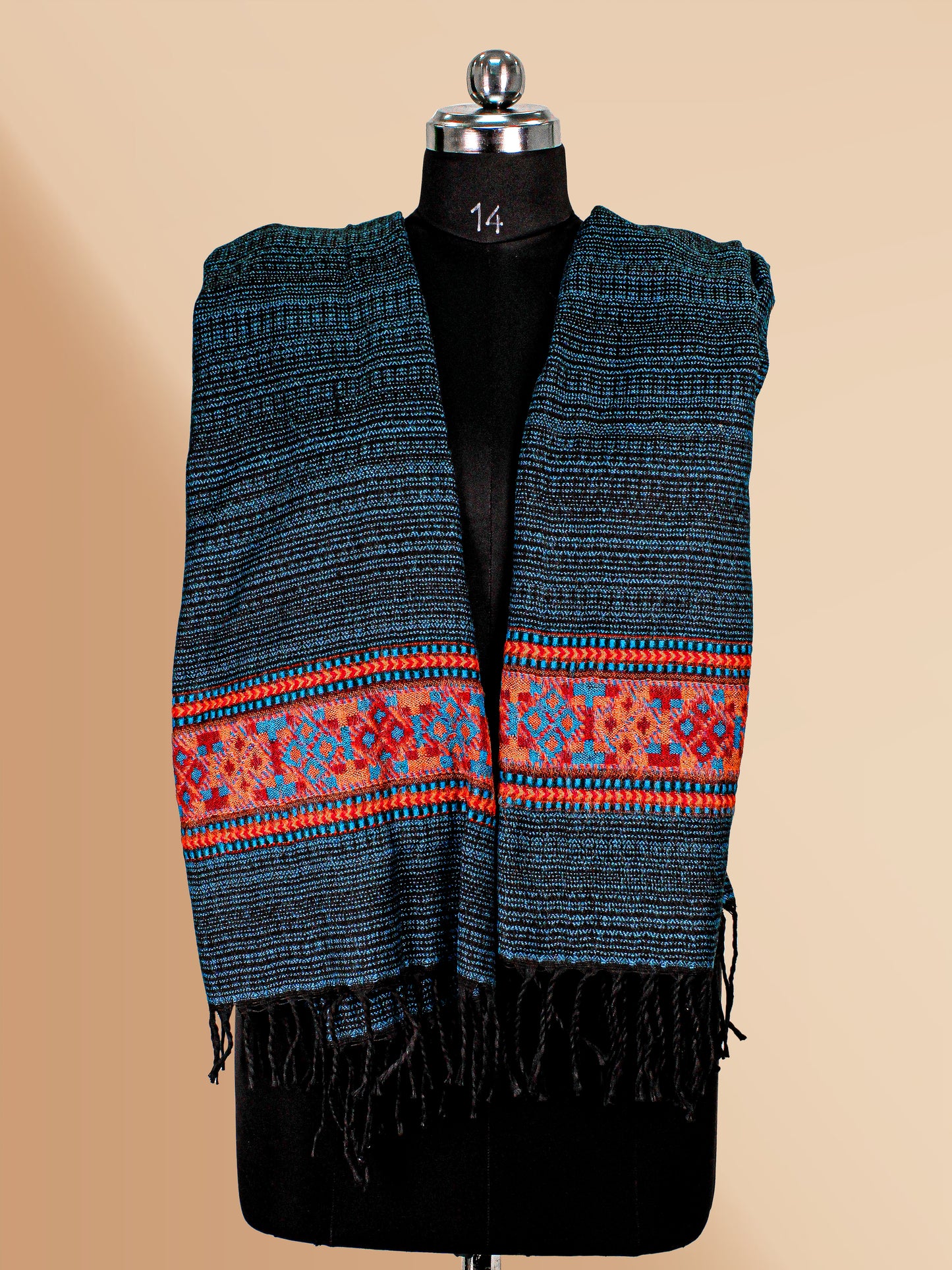 Handwoven Tibetan Shawl from Kashmir – Unique Craftsmanship