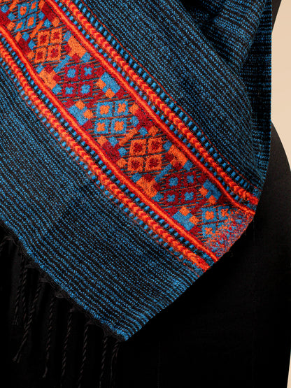 Handwoven Tibetan Shawl from Kashmir – Unique Craftsmanship